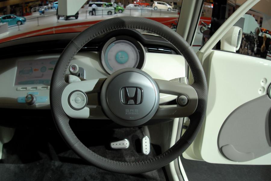 Honda EV-N Concept 2009 года  (фото 16 из 89)